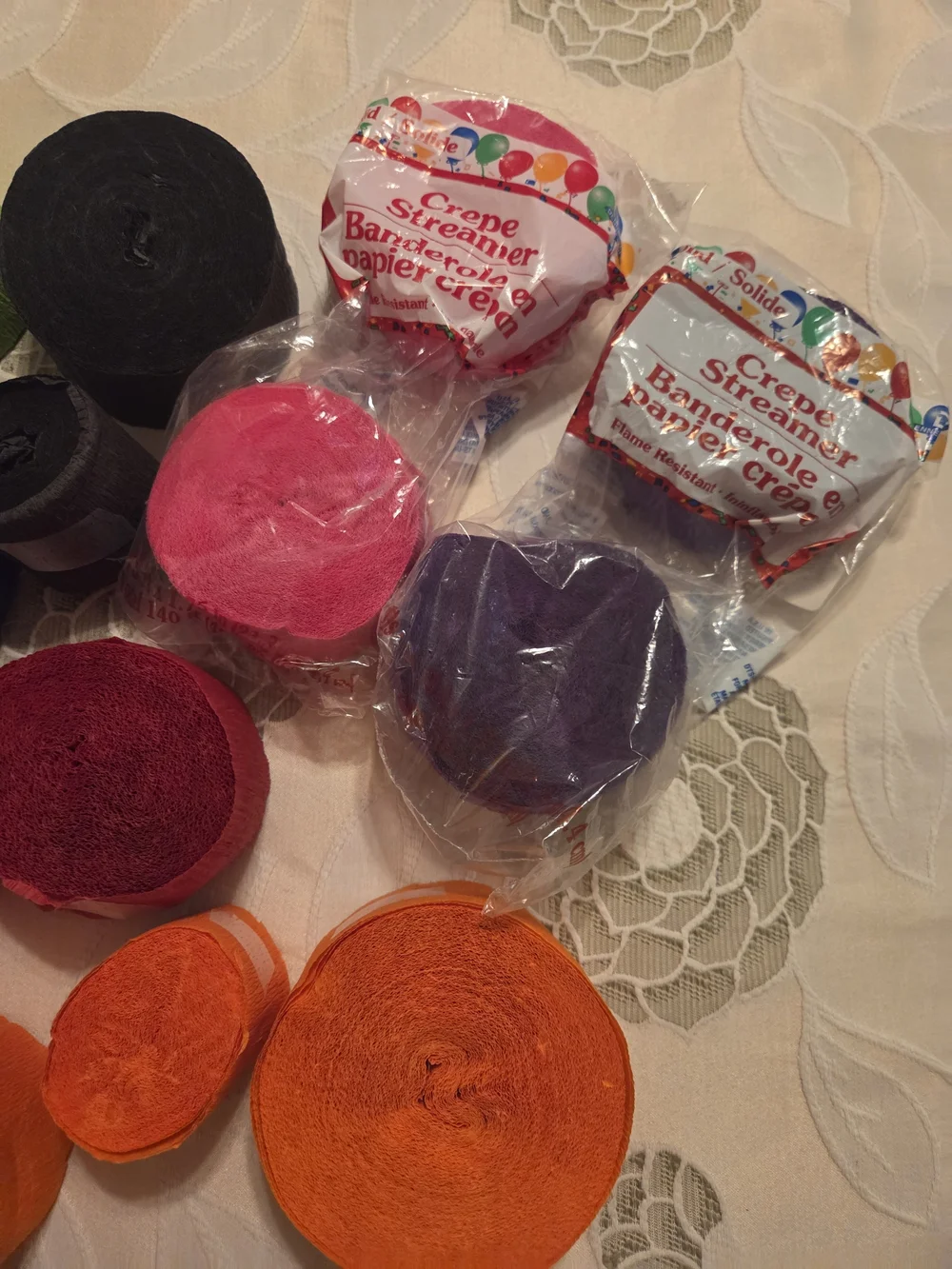 Assorted Crepe Streamer Rolls - Multicolor Party Pack